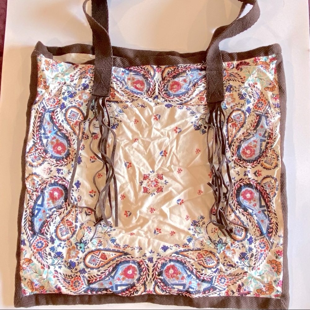 American Eagle Outfitters Tote Bag